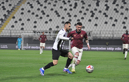 "Manisa FK'nın Dramatik Zaferi: 2-0'dan 3-2'ye Destansı Geri Dönüş!"